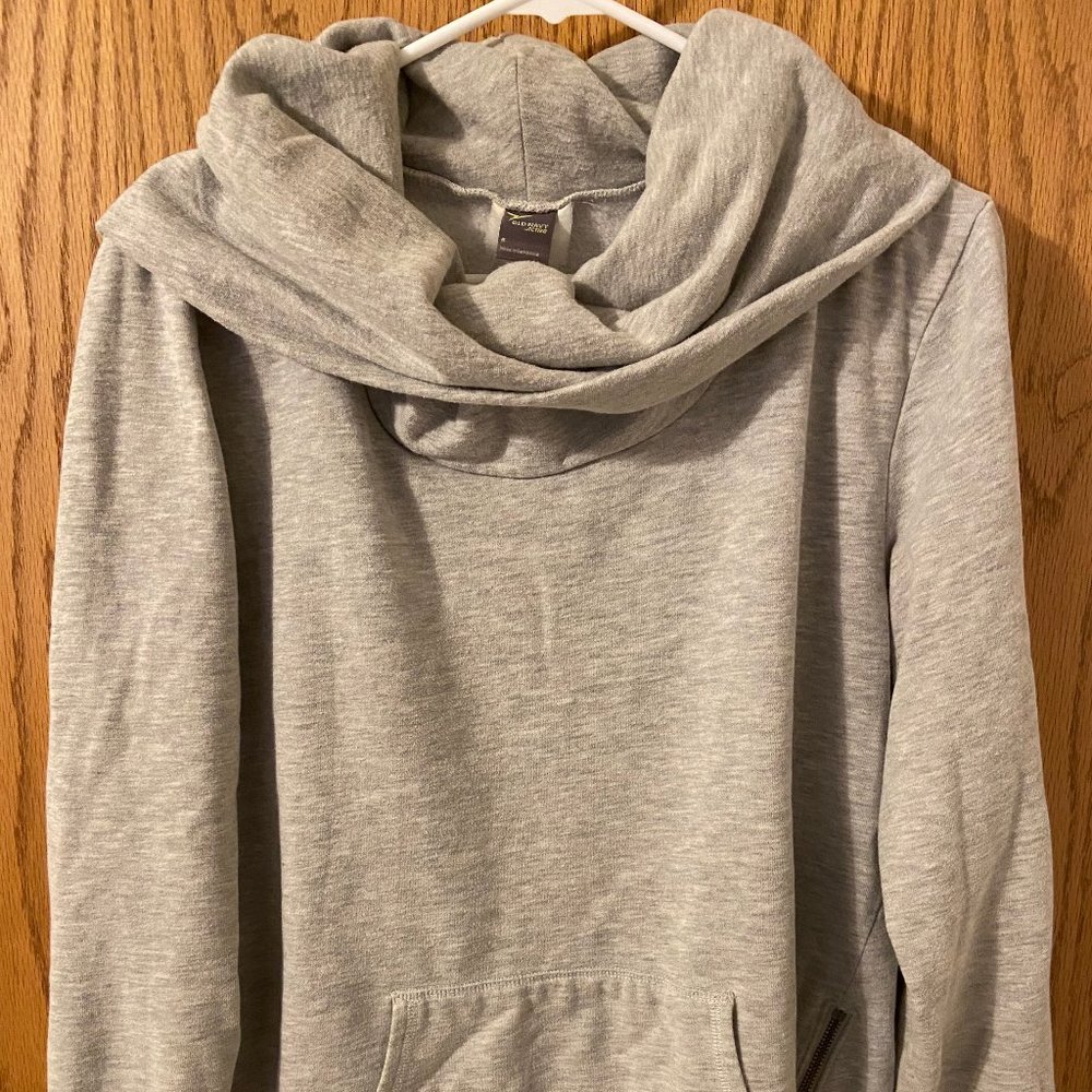 Old Navy Active Sweatshirt
